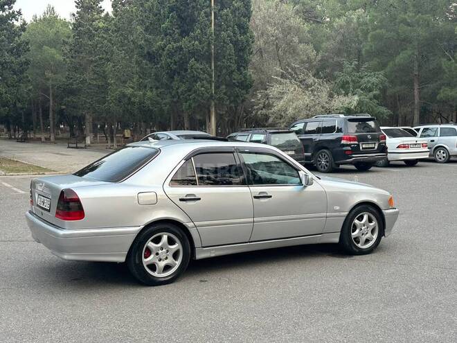 Mercedes C 230 1998, 301,000 km - 2.3 l - Sumqayıt