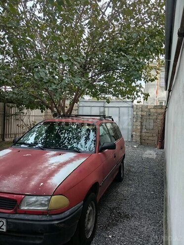 Opel Astra 1995, 614,000 km - 1.4 л - Mingəçevir