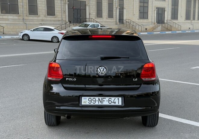 Volkswagen Polo 2011, 228,000 km - 1.4 л - Sumqayıt