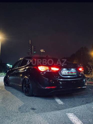 Hyundai Elantra 2016, 273,588 km - 1.8 л - Bakı