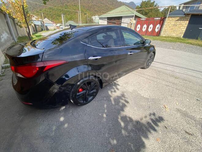 Hyundai Elantra 2016, 273,588 km - 1.8 л - Bakı