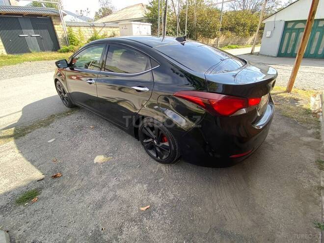 Hyundai Elantra 2016, 273,588 km - 1.8 л - Bakı