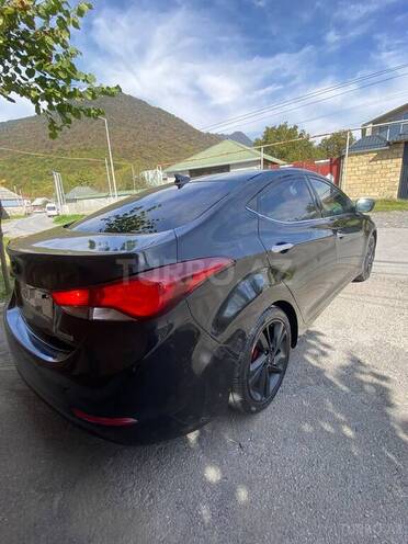 Hyundai Elantra 2016, 273,588 km - 1.8 л - Bakı