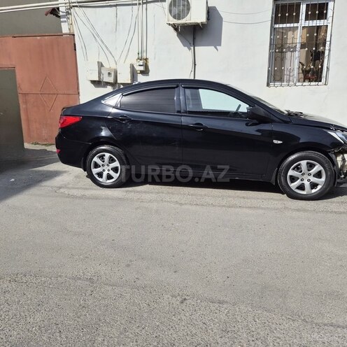 Hyundai Accent 2011, 302,658 km - 1.4 л - Bakı