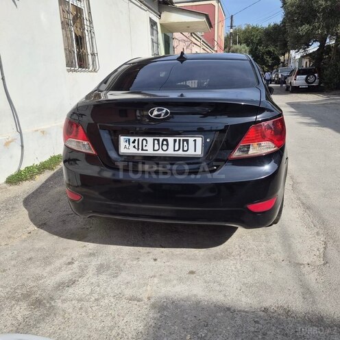 Hyundai Accent 2011, 302,658 km - 1.4 л - Bakı
