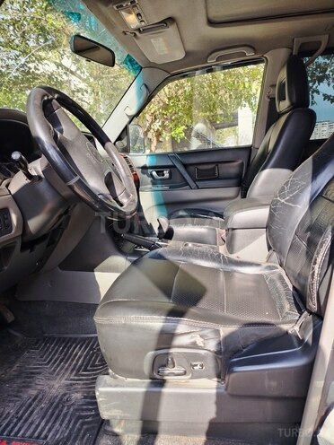 Mitsubishi Pajero 2003, 410,000 km - 3.2 l - Bakı