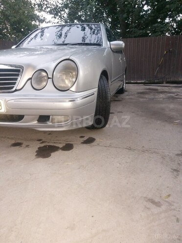 Mercedes E 220 2000, 500,000 km - 2.2 l - Ağdaş