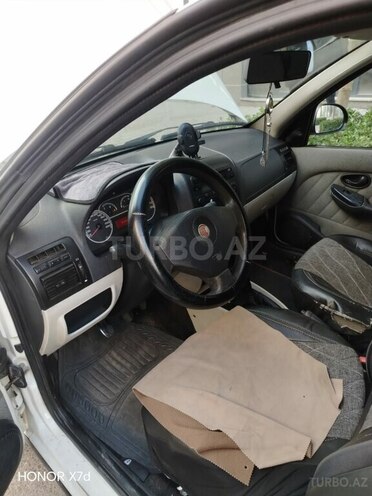 Fiat Albea 2010, 312,000 km - 1.4 l - Bakı