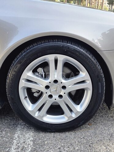 Mercedes E 220 2006, 293,000 km - 2.2 l - Bakı