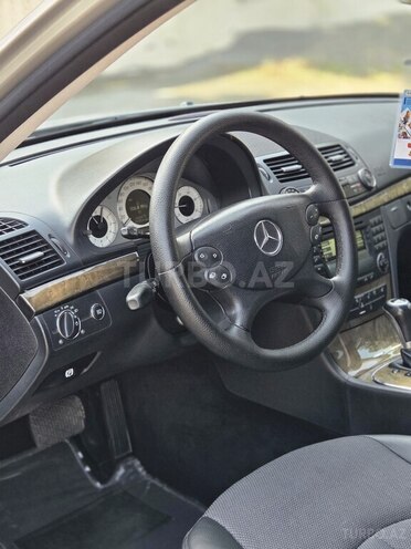 Mercedes E 220 2006, 293,000 km - 2.2 l - Bakı