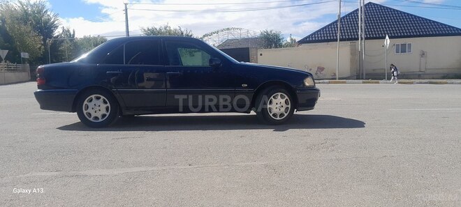 Mercedes C 240 1997, 290,000 km - 2.4 l - Qobustan