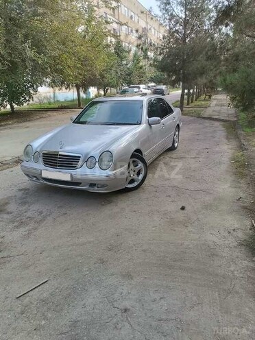 Mercedes E 320 2000, 430,000 km - 3.2 l - Şirvan