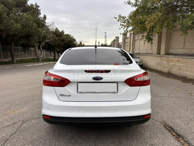 Ford Focus 2014, 240,000 km - 1.6 l - Bakı