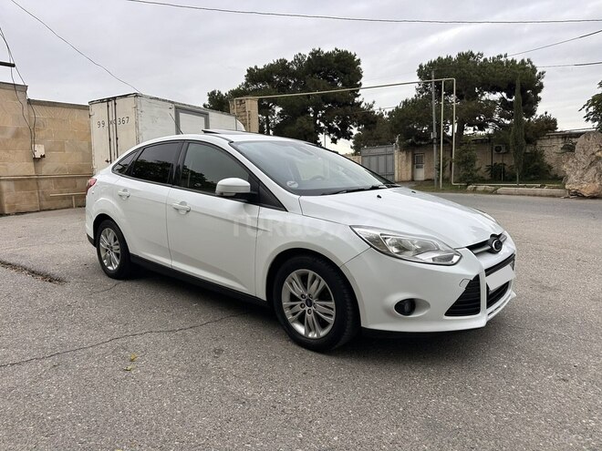 Ford Focus 2014, 240,000 km - 1.6 l - Bakı