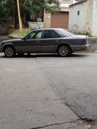 Mercedes 220 E 1990, 580,000 km - 2.2 l - Bakı