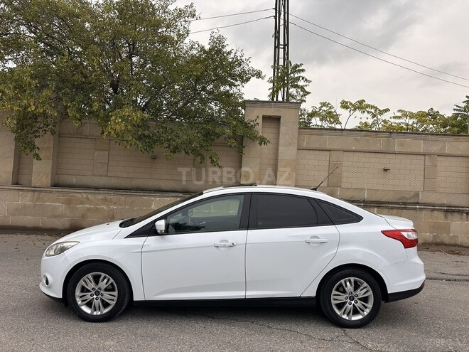 Ford Focus 2014, 240,000 km - 1.6 l - Bakı