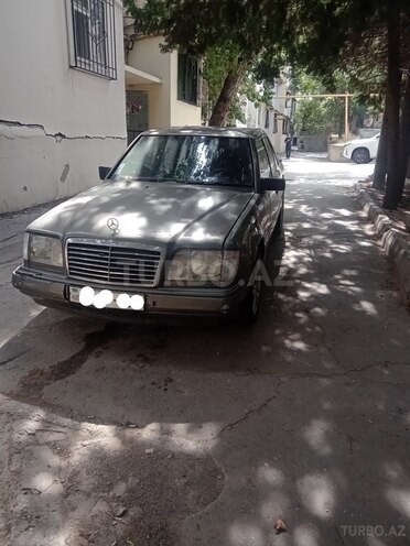 Mercedes 220 E 1990, 580,000 km - 2.2 l - Bakı