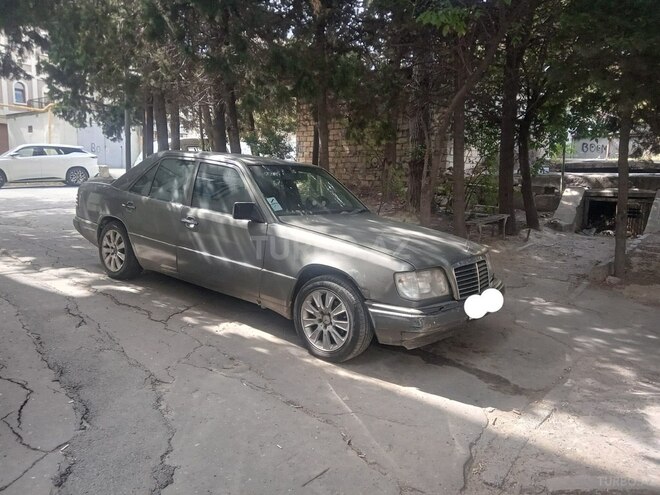 Mercedes 220 E 1990, 580,000 km - 2.2 l - Bakı