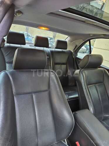 Mercedes E 240 2000, 290,000 km - 2.4 л - Bakı