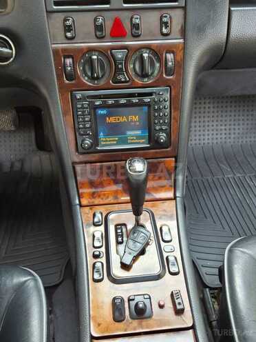 Mercedes E 240 2000, 290,000 km - 2.4 л - Bakı