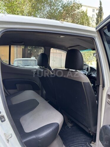 Mitsubishi L200 2006, 249,000 km - 2.4 l - Bakı