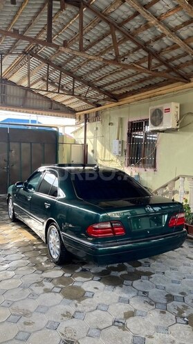 Mercedes E 240 1999, 430,008 km - 2.4 л - Bakı