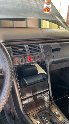 Mercedes E 240 1999, 430,008 km - 2.4 л - Bakı