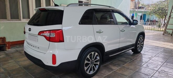 Kia Sorento 2013, 130,700 km - 2.0 l - Gəncə