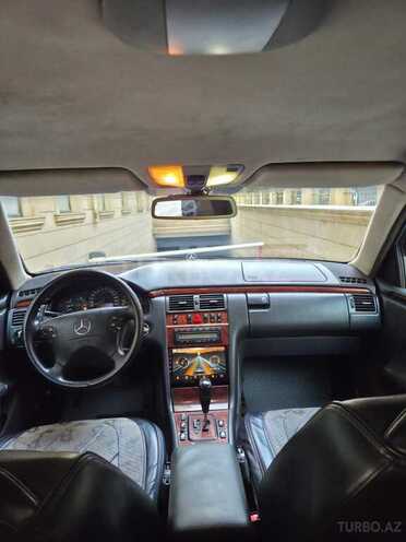 Mercedes E 220 2000, 440,000 km - 2.2 l - Bakı