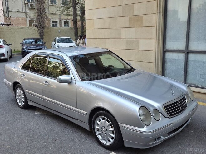 Mercedes E 220 2000, 440,000 km - 2.2 l - Bakı