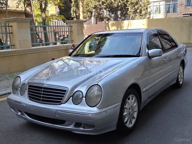 Mercedes E 220 2000, 440,000 km - 2.2 l - Bakı