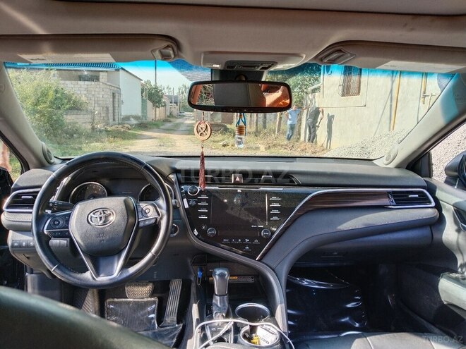 Toyota Camry 2017, 100,000 km - 2.5 l - Yevlax