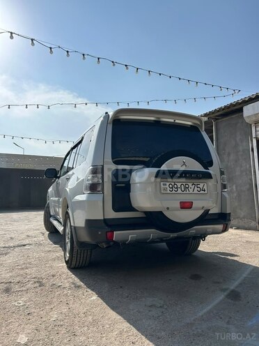 Mitsubishi Pajero 2008, 187,000 km - 3.0 l - Bakı