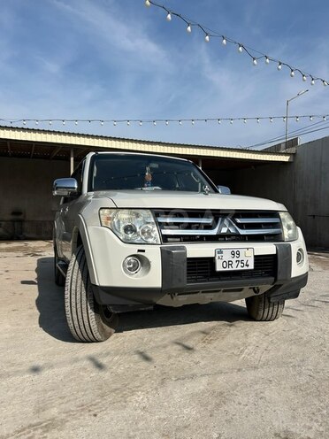 Mitsubishi Pajero 2008, 187,000 km - 3.0 l - Bakı
