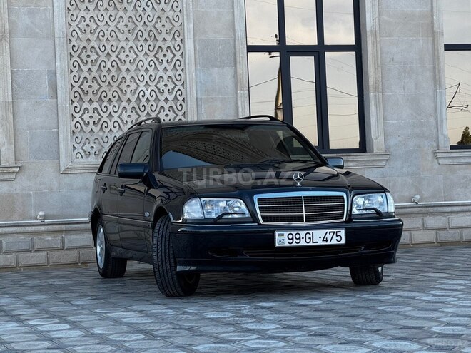 Mercedes C 220 2000, 261,000 km - 2.2 l - Saatlı
