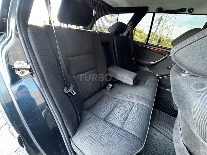 Mercedes C 220 2000, 261,000 km - 2.2 l - Saatlı