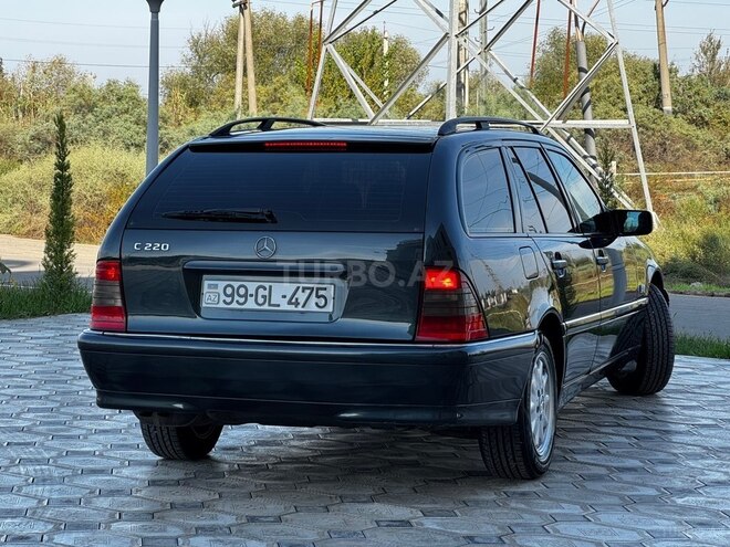 Mercedes C 220 2000, 261,000 km - 2.2 l - Saatlı