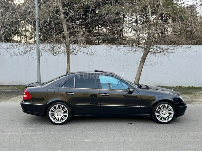 Mercedes E 240 2002, 325,575 km - 2.6 л - Bakı