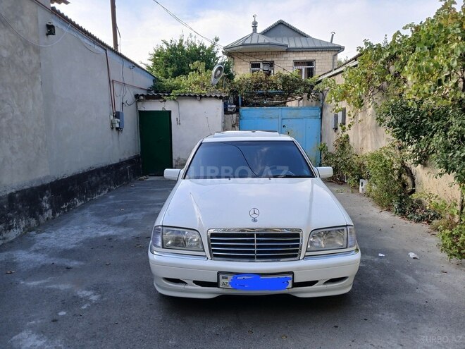 Mercedes C 180 1999, 326,468 km - 1.8 l - Bakı