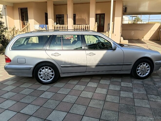 Mercedes E 220 2002, 394,000 km - 2.2 l - Bakı