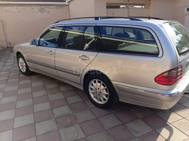 Mercedes E 220 2002, 394,000 km - 2.2 l - Bakı