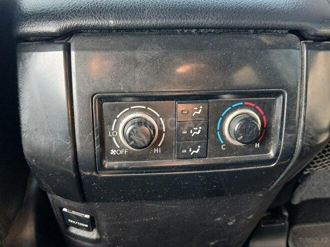 Toyota Land Cruiser Prado 2014, 29,000 km - 2.7 l - Bakı
