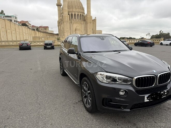 BMW X5 2017, 128,000 km - 2.0 l - Bakı