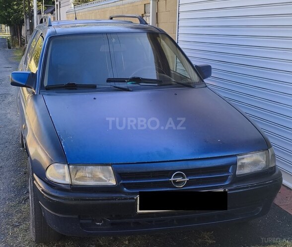 Opel Astra 1995, 622,500 km - 1.8 l - Qax