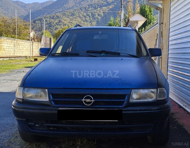Opel Astra 1995, 622,500 km - 1.8 l - Qax