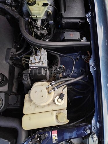 Mercedes E 240 1998, 250,000 km - 2.4 l - Bakı