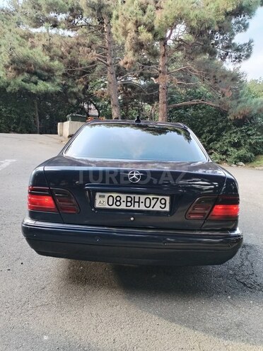 Mercedes E 240 1998, 250,000 km - 2.4 l - Bakı