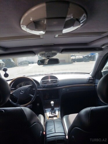 Mercedes E 270 2002, 519,000 km - 2.7 l - Bakı
