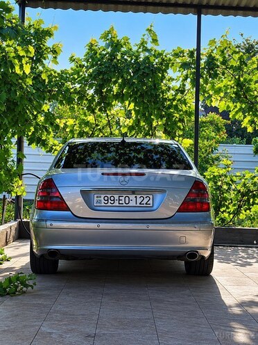 Mercedes E 270 2002, 519,000 km - 2.7 l - Bakı