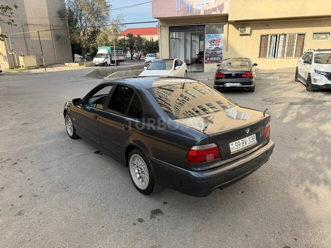 BMW 523 1998, 300,000 km - 2.5 л - Sumqayıt
